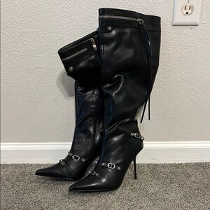 Stylish Black Leather Women's Boots